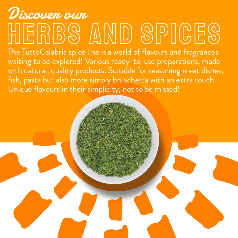 Crisp flakes release aroma when sprinkled on vegetables.