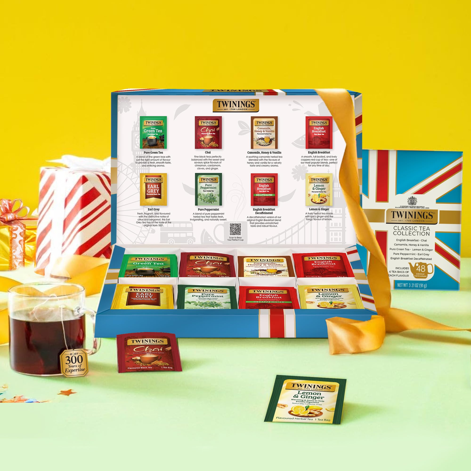 Twinings Green Tea leaves display highlighting fresh aroma and subtle sweetness.