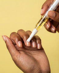 Twinkled T Nail Honey packaging highlighting organic oil blend