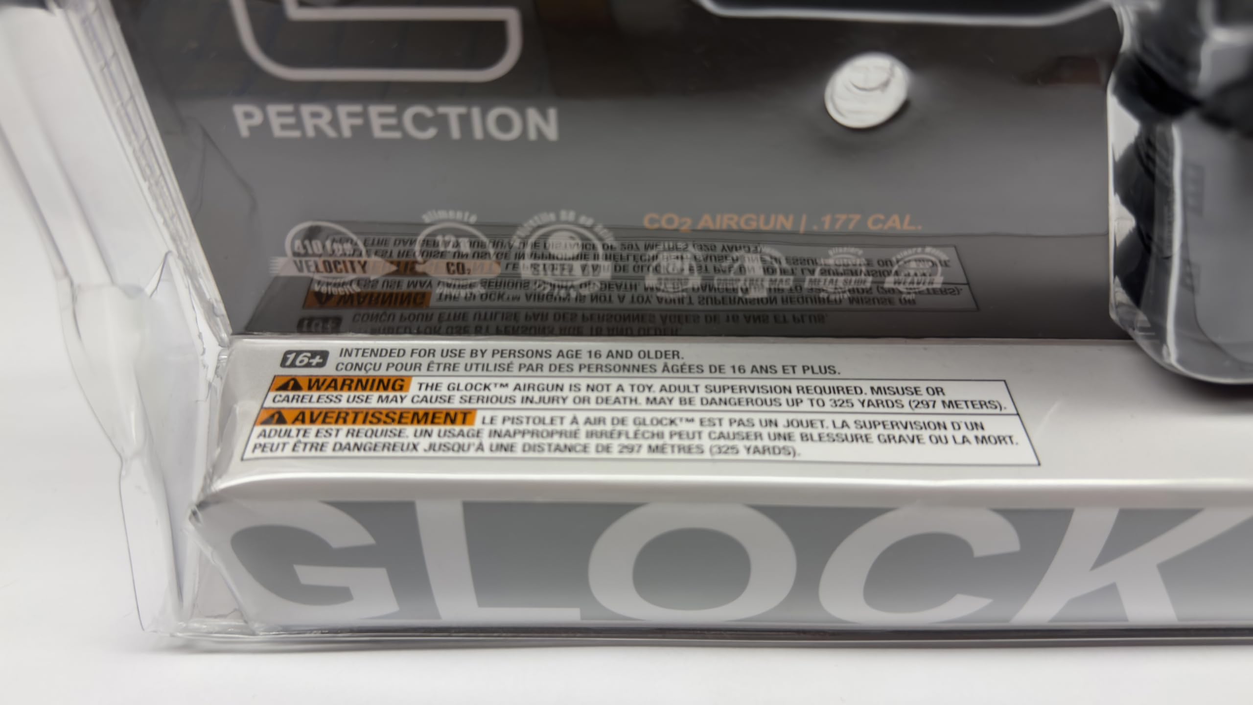 Umarex Glock 19 Gen3 25.6-ounce weight offers satisfying heft.