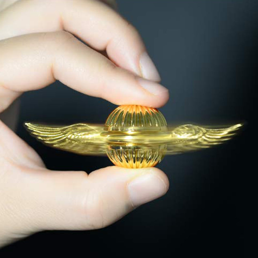 Umnodobn gold orb spinner spin action during breaks