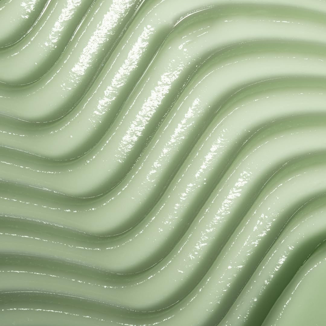 uni sandalwood juniper scent close-up for unisex skincare appeal