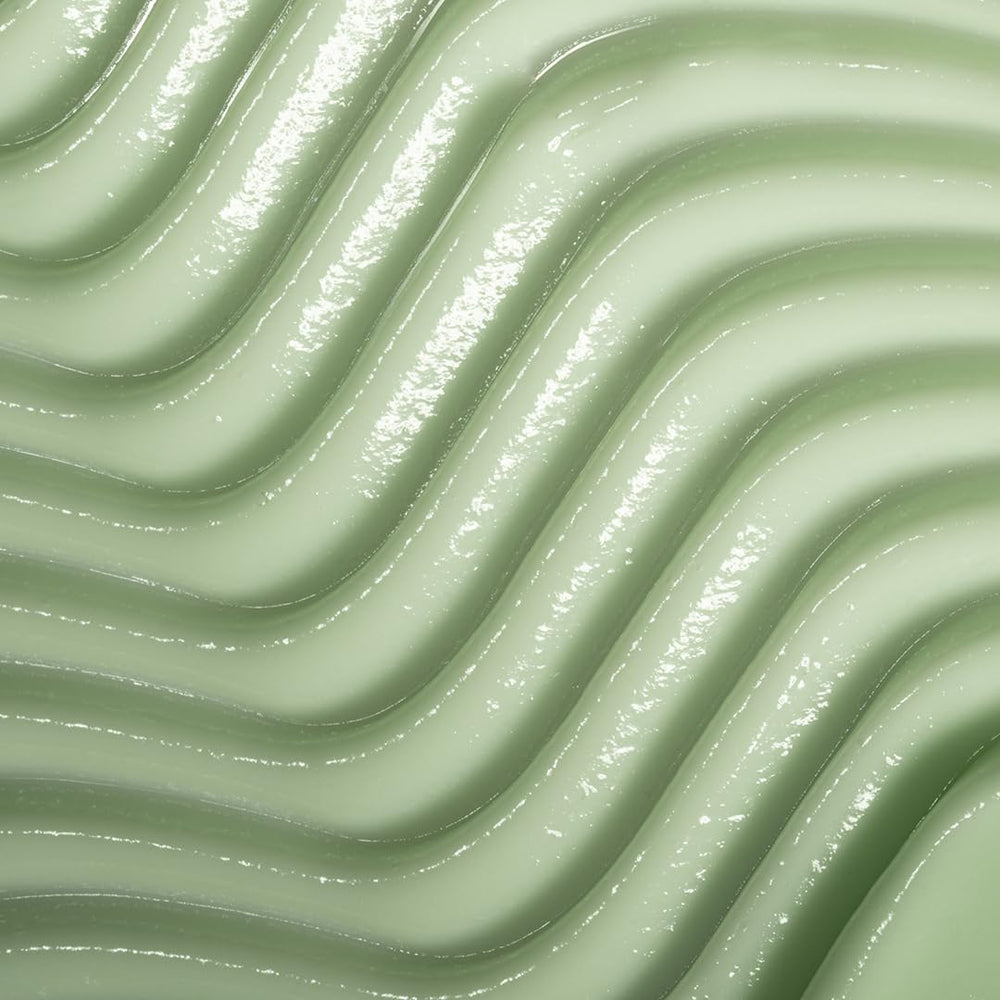 uni sandalwood juniper scent close-up for unisex skincare appeal
