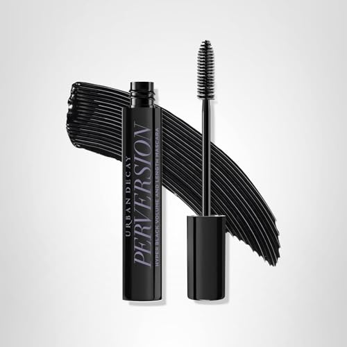 Urban Decay Perversion Mascara all-day wear on model eye