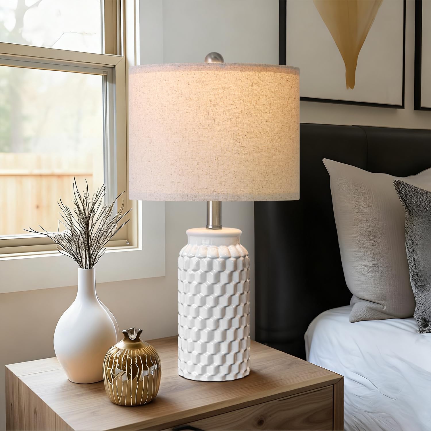 USumkky Balance lamp packaging minimizes waste and ships ready-to-assemble.
