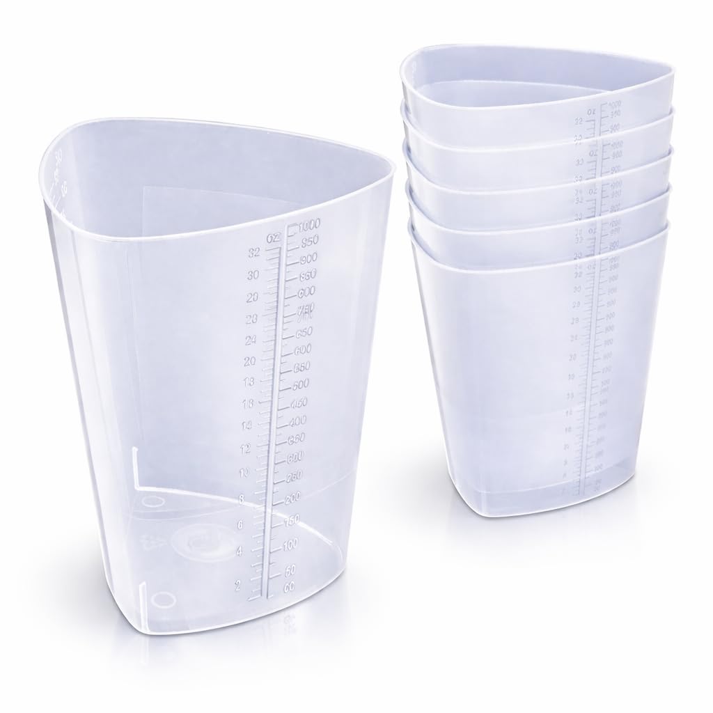 Vakly 32oz intake-output triangular beaker with clear marks for precise pours