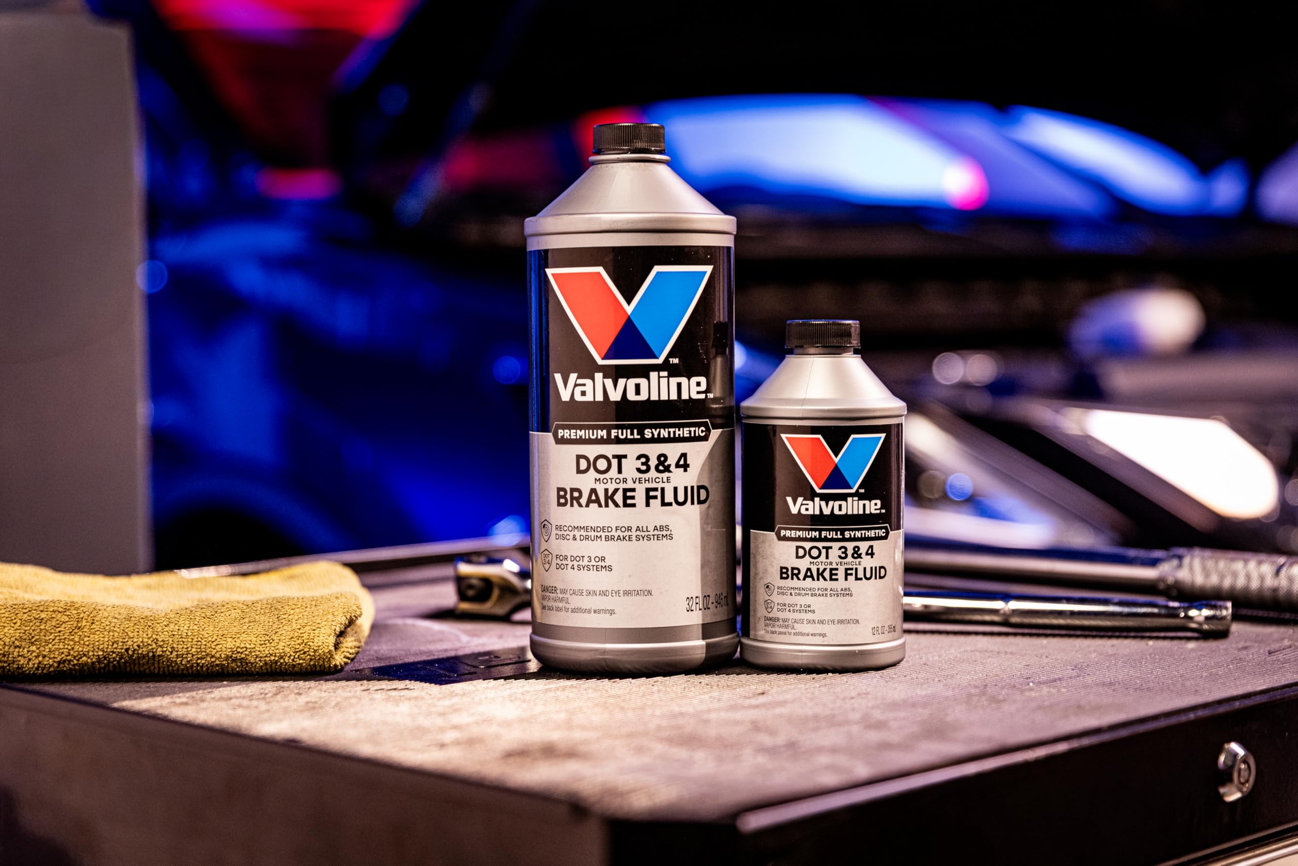 Valvoline 32oz brake fluid application in a workshop