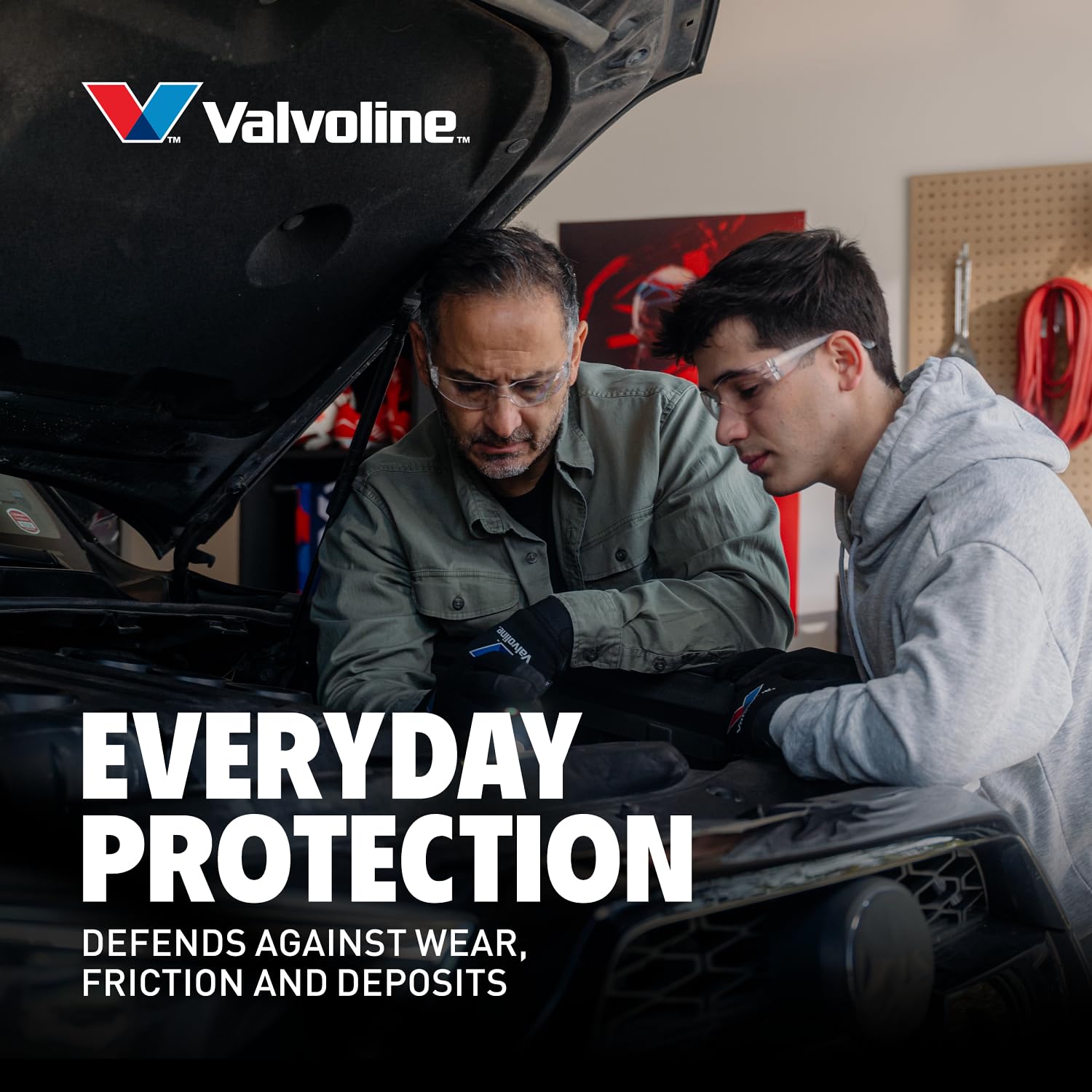 Valvoline Daily Protection engine graphic illustrating comprehensive lubrication.