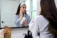 Vanicream hyaluronic acid close up suggesting lightweight hydration