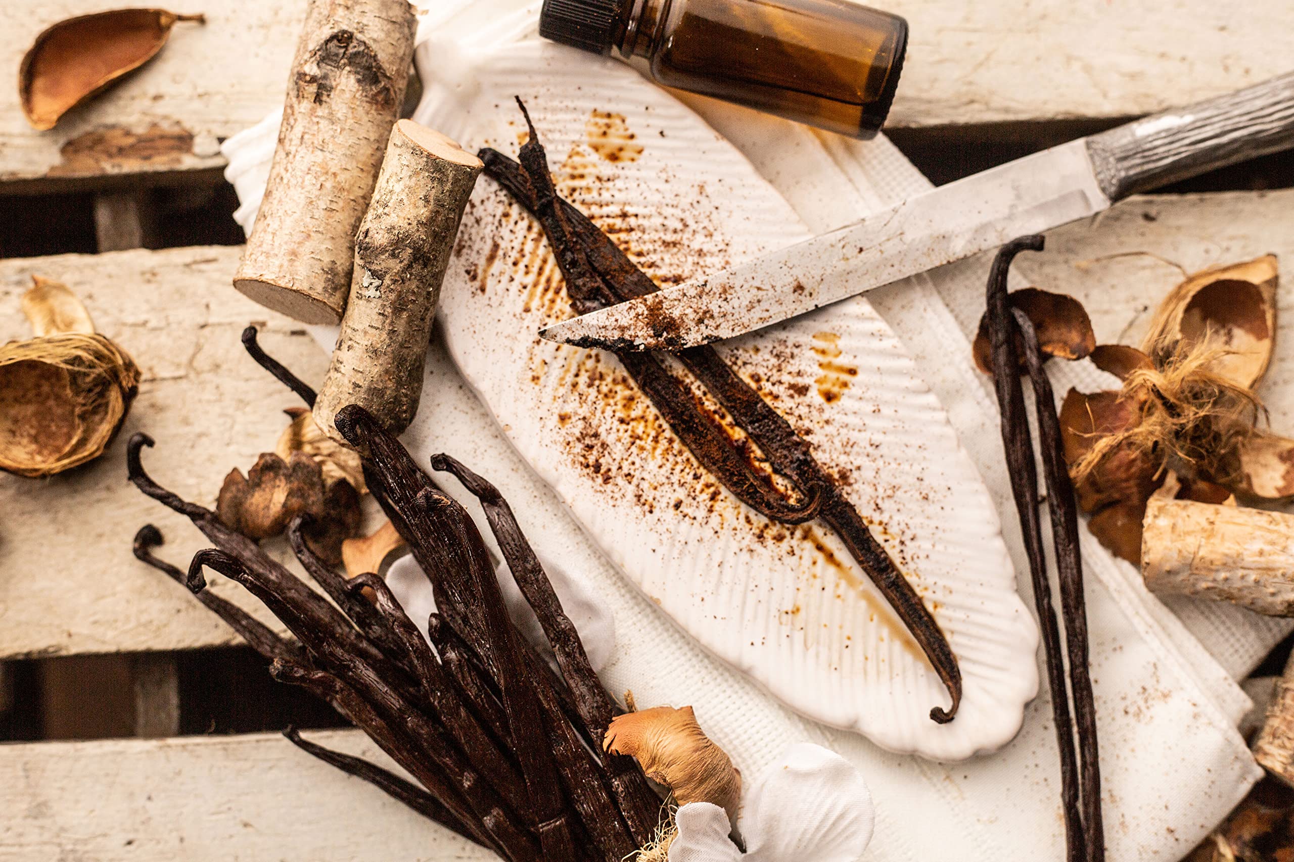 Vanilla Bean Kings homemade vanilla extract using Madagascar vanilla pods.