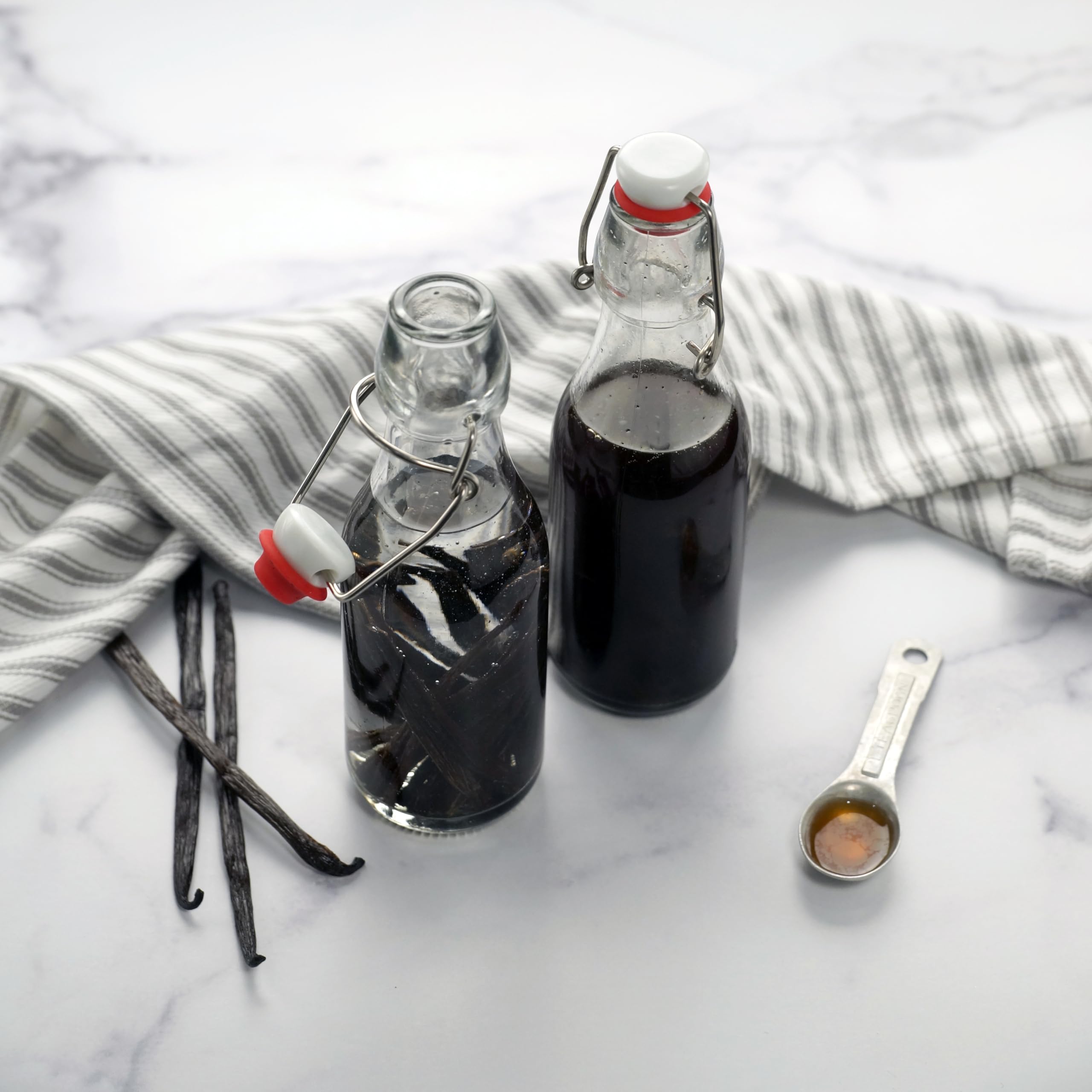 Vanilla Bean Kings vacuum sealed packaging preserves aroma and freshness