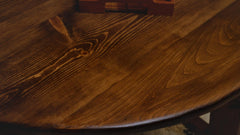 Varathane Triple Thick image highlights scratch and stain resistance