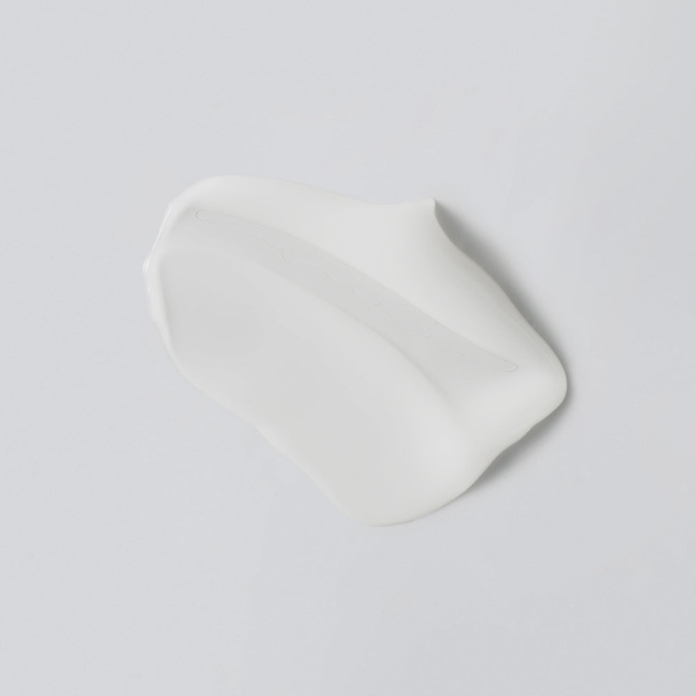 Versed Dew Point applied on skin demonstrates immediate hydration.