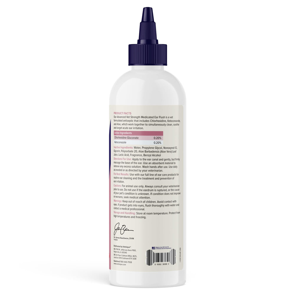 Vetnique Oticbliss ear-cleanser-application for gentle cleansing.