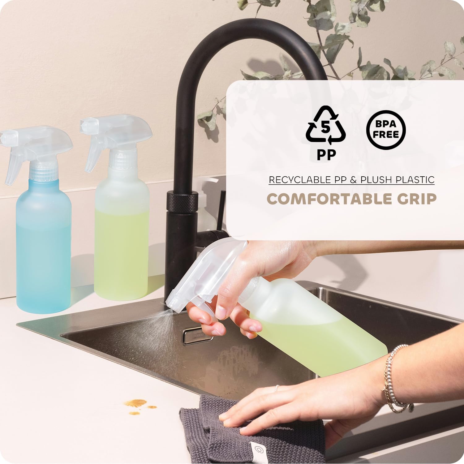 VEXPLO 10oz spray bottle clear design helps monitor contents at a glance.