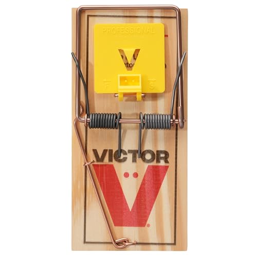 Victor made-in-USA wood trap underlines quality and local sourcing.