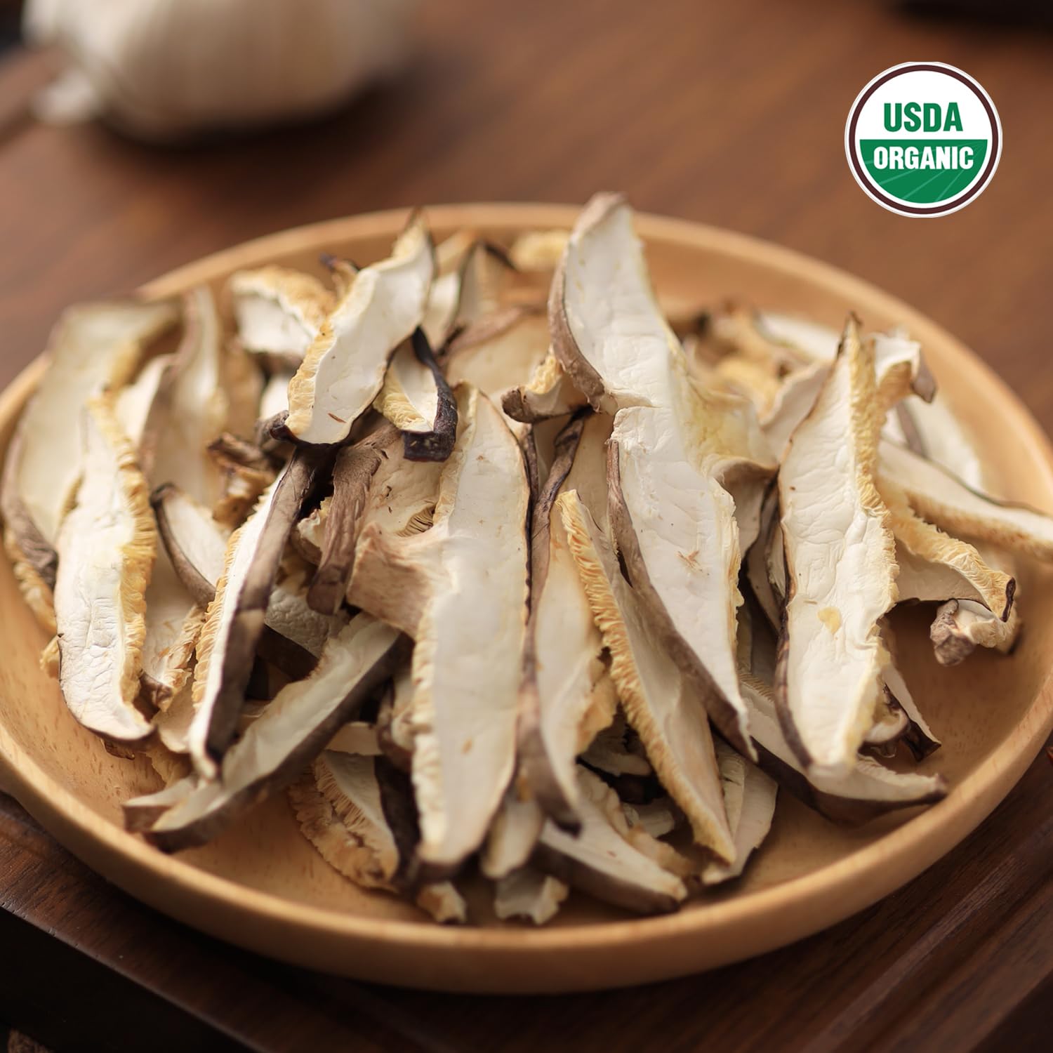 VIGOROUS MOUNTAINS shiitake slices rehydration close-up highlights quick texture revival.
