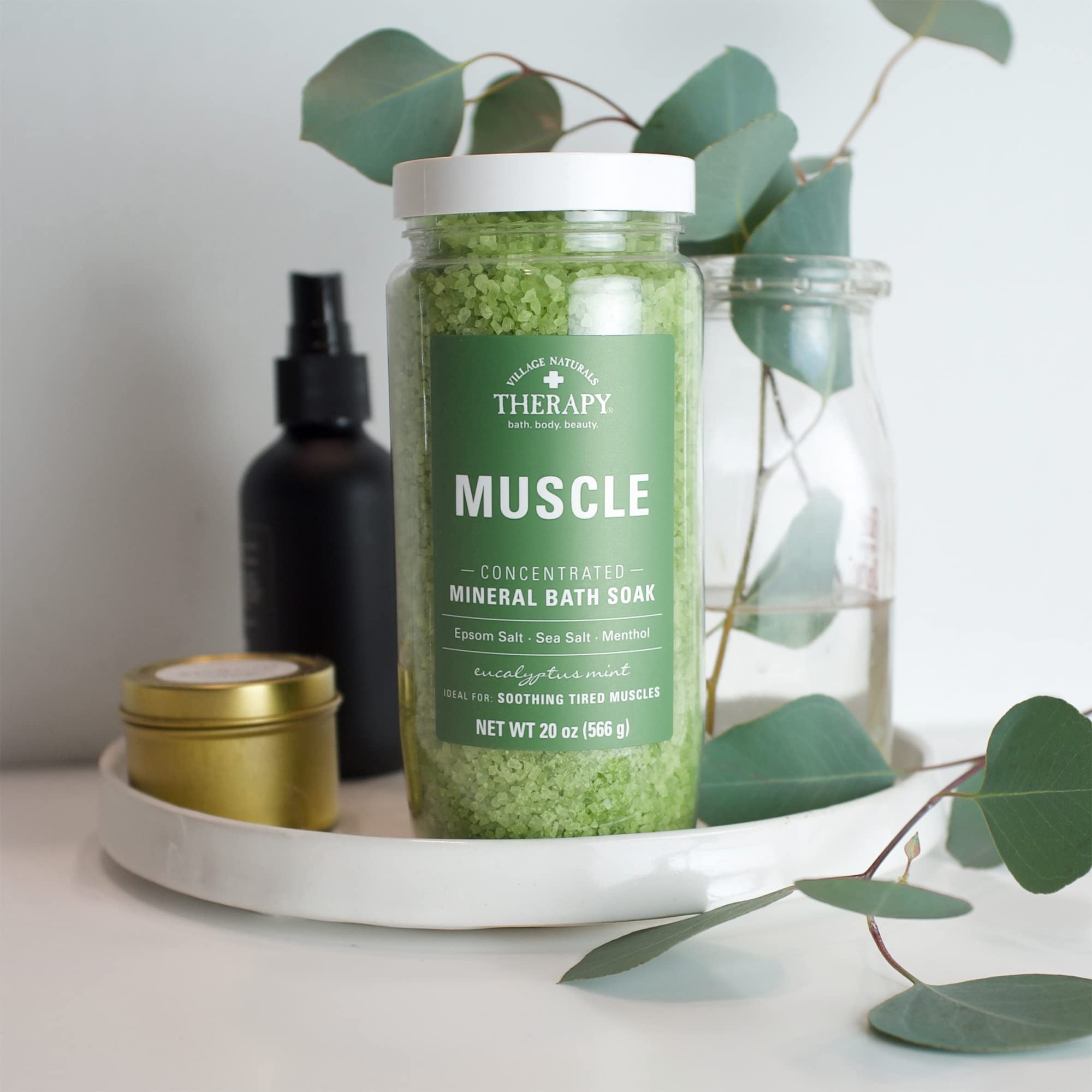 Eucalyptus and mint leaves highlight botanical blend.