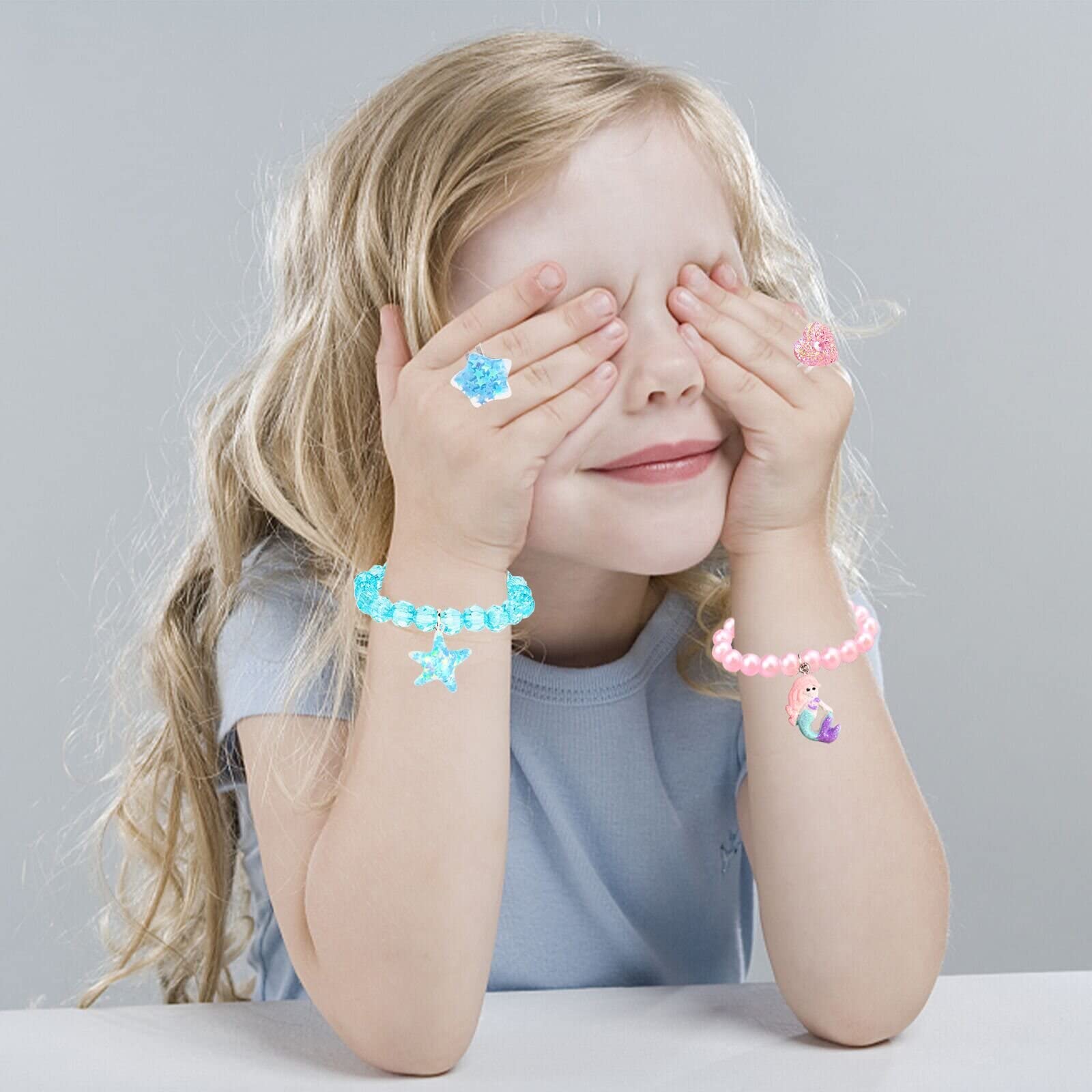 VLUSSO safe, lightweight eggs—easy for little hands during family Easter celebrations.