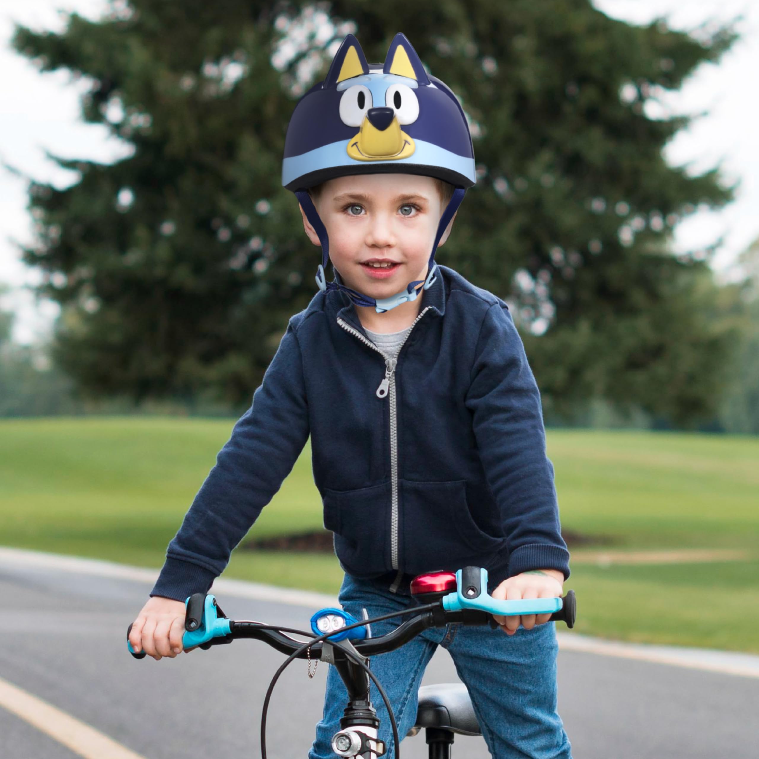 Voyager Bluey bike helmet chin-strap comfort for all-day riding.