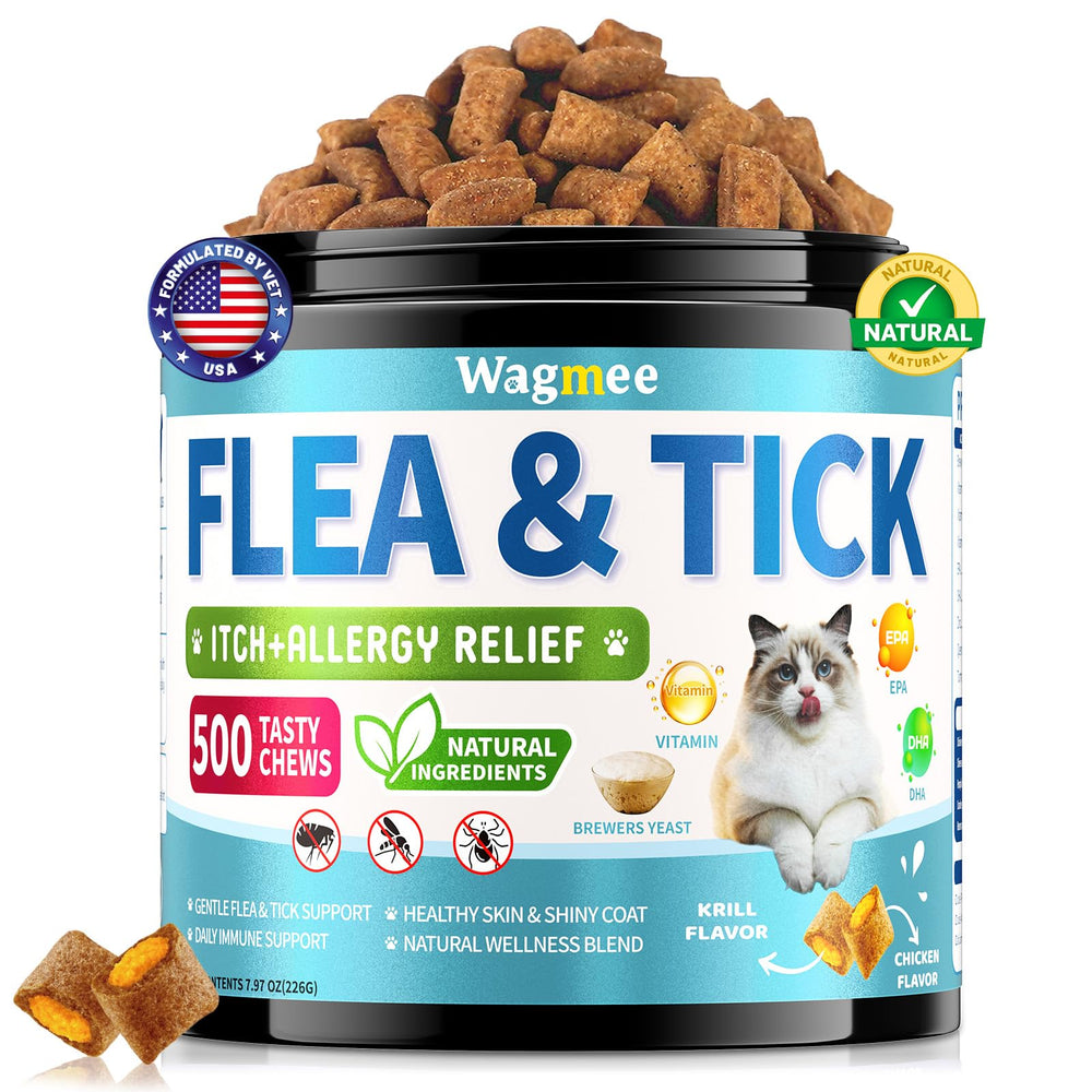 Wagmee natural cat flea chews packaging demonstrates easy daily use for flea prevention.