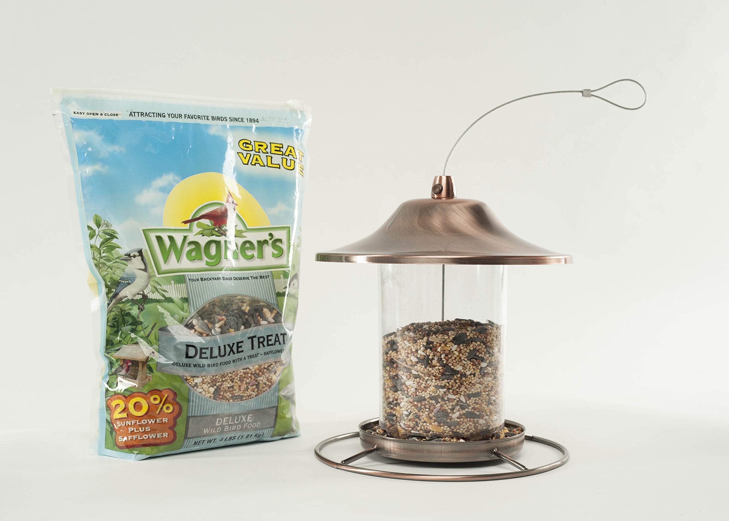 Wagner's Deluxe Treat Blend attracts cardinals and chickadees with safflower allure.