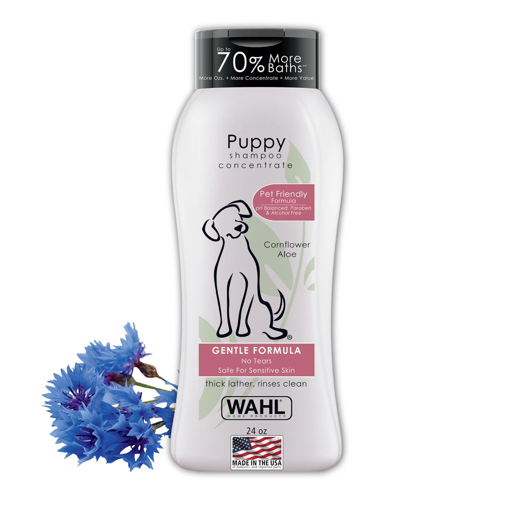 Wahl Gentle Puppy Shampoo bottle with cornflower scent for gentle coat cleansing.