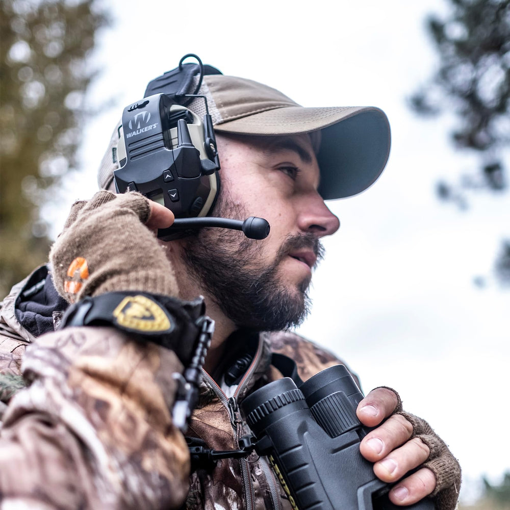 Walker's Razor Walkie-Talkie privacy and priority channels for organized chatter.