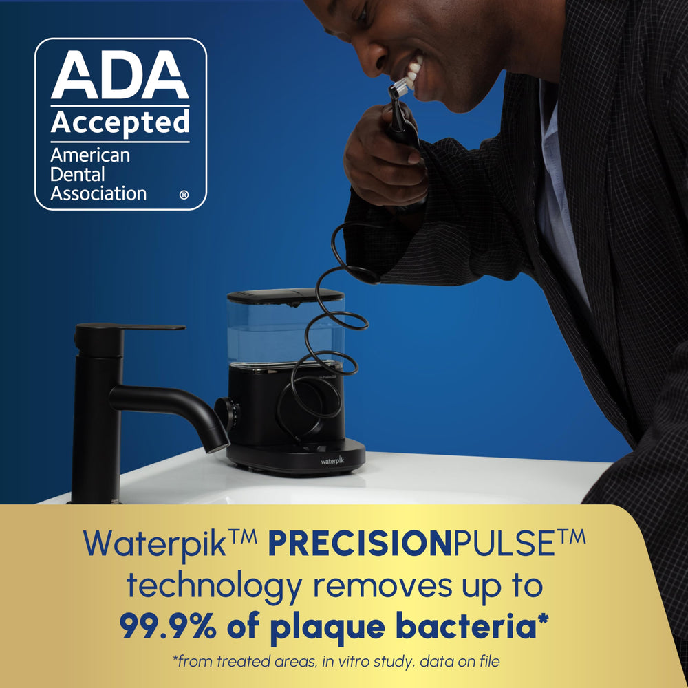 Waterpik Sonic-Fusion 2.0 full-size brush head for thorough everyday cleaning.
