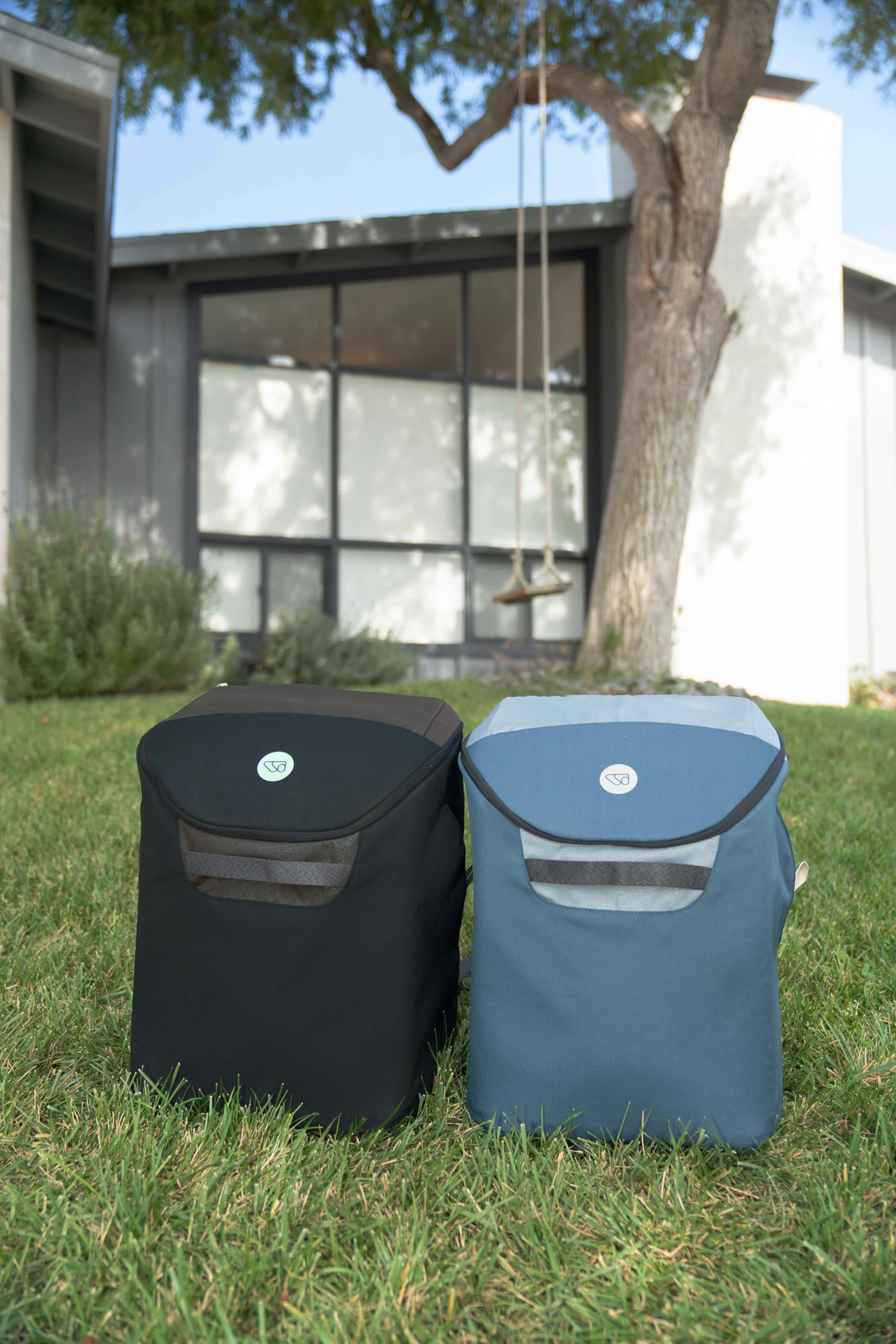 WAYB Pico travel-friendly setup for airport, car, and rideshare use.