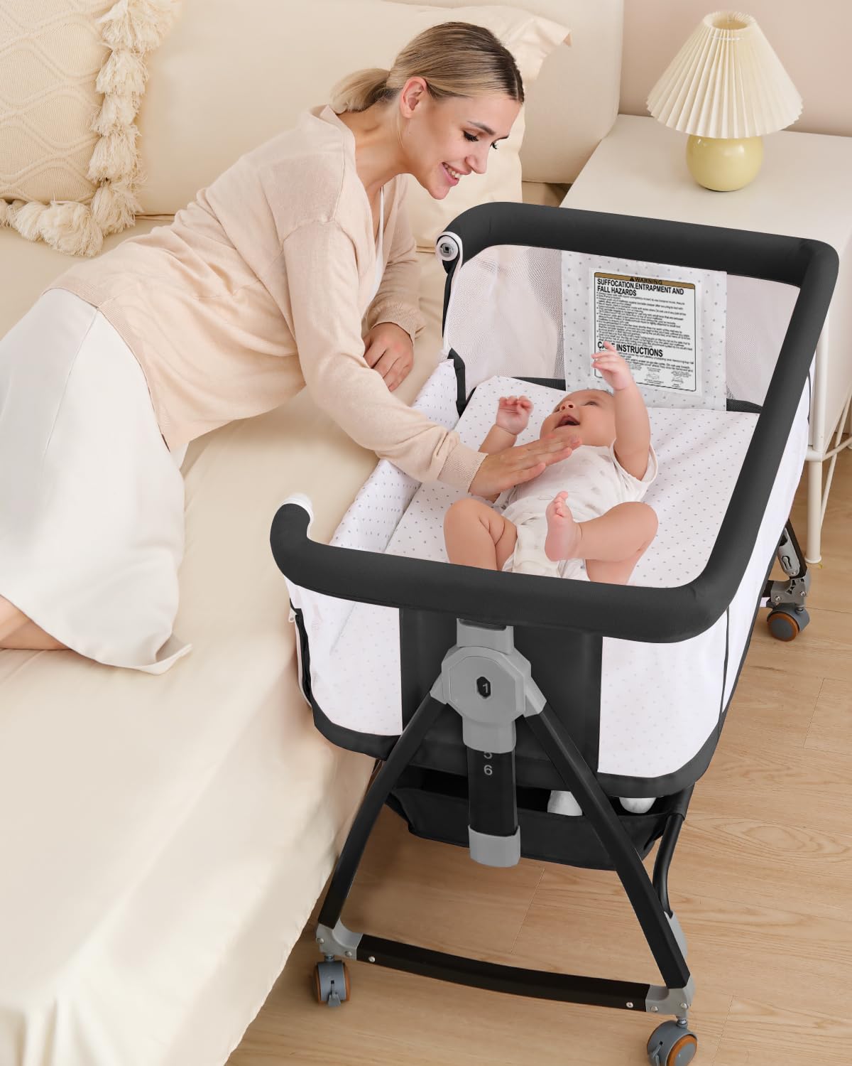 Wayfong 3-in-1 baby bassinet with breathable mesh for safe sleep and easy checks