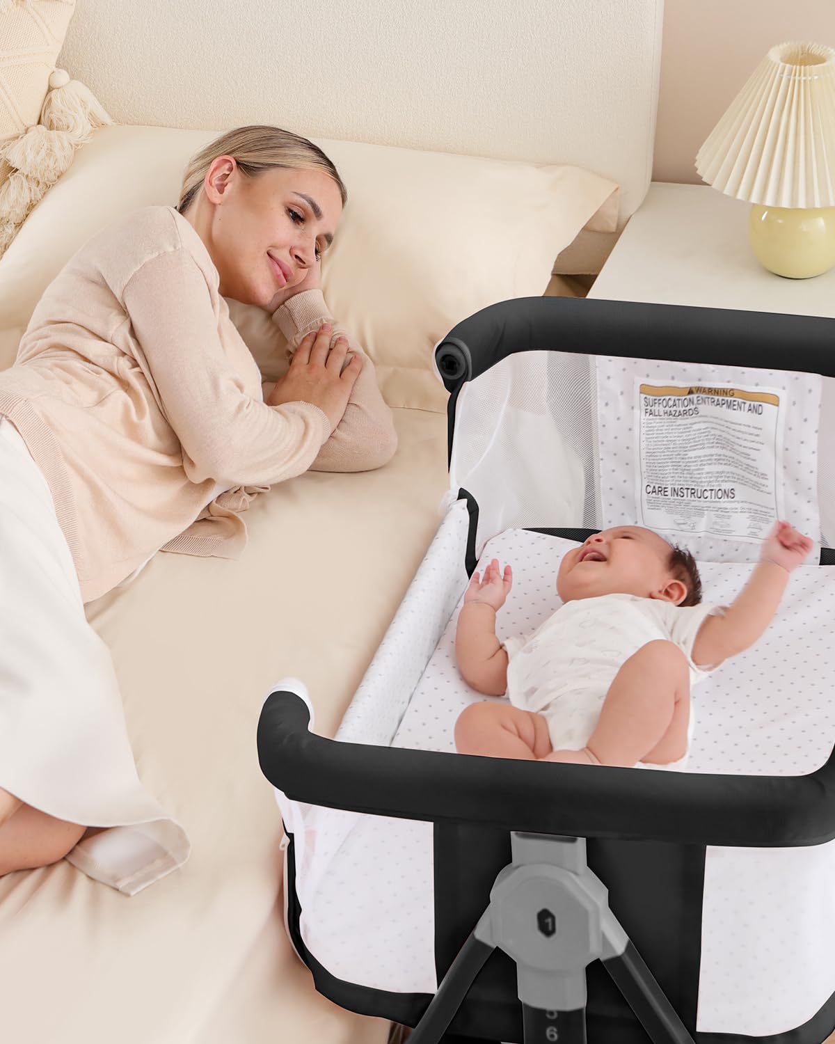 Wayfong 6-height adjustable bassinet fits beds and spaces
