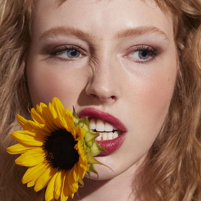 Well People Expressionist Mascara vegan and cruelty-free certification and product details.