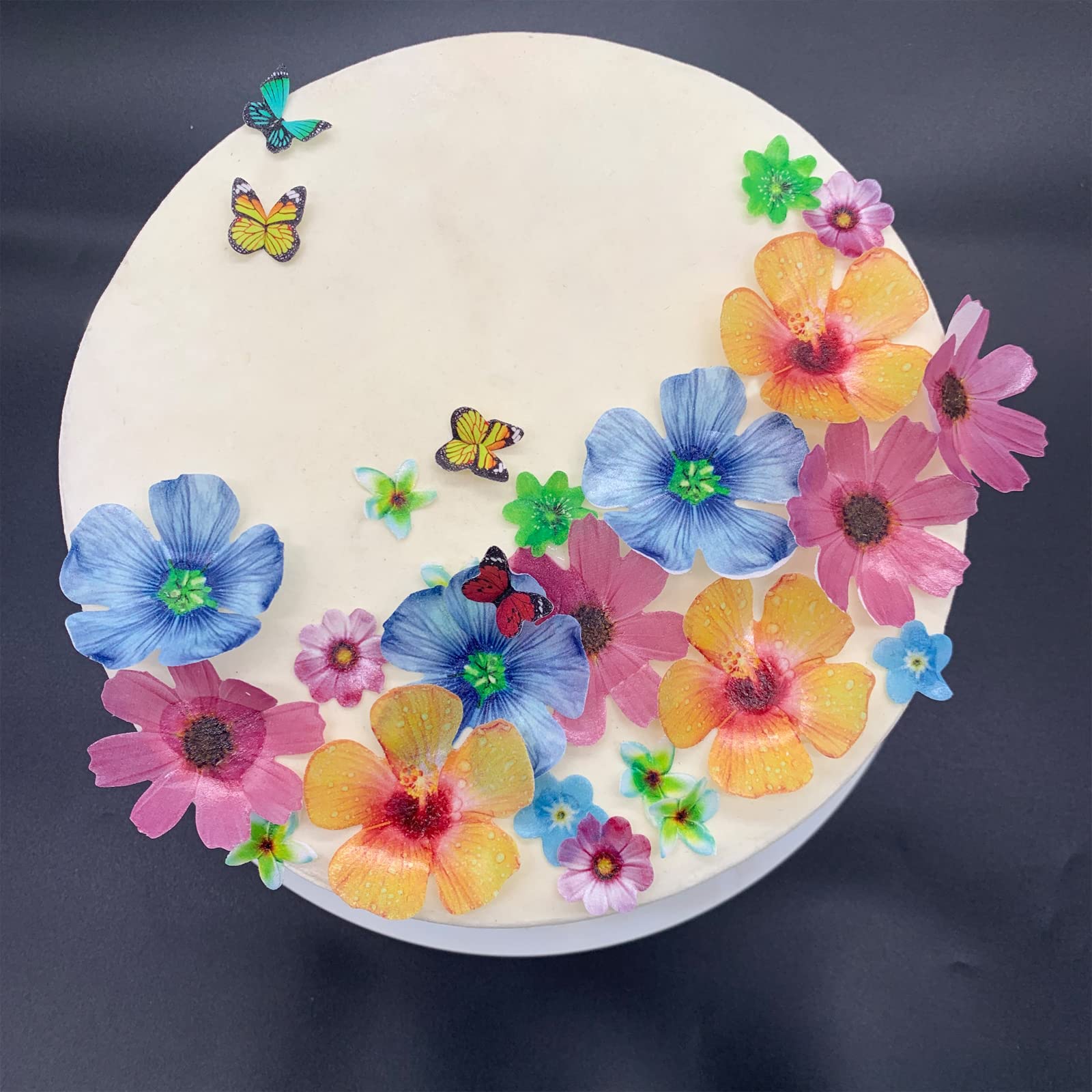Weraru toppers arranged on a cake for quick, festive decorations
