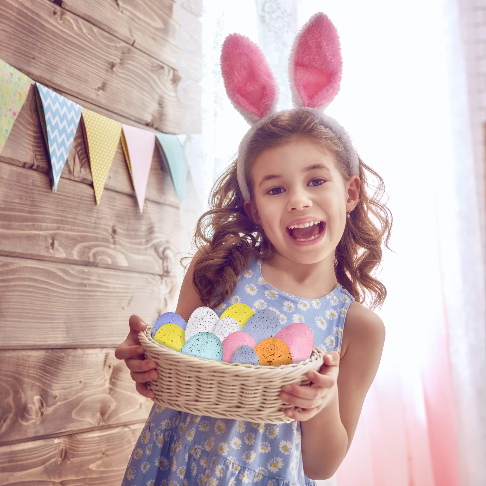 Winlyn pale lilac speckled eggs ideal for wreaths and nests.