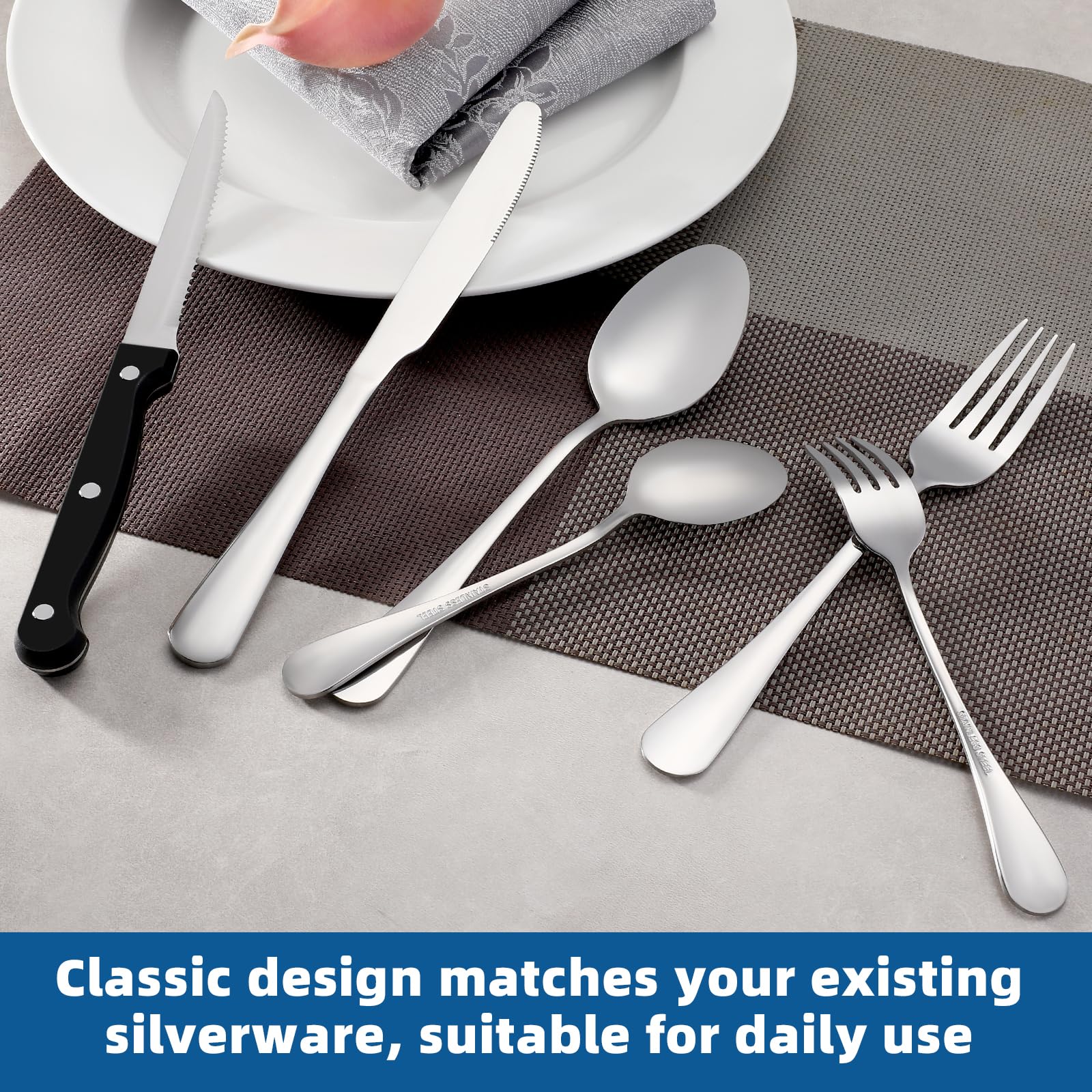 Wiskema serrated edge cutting action demonstrates effortless slicing of steak.