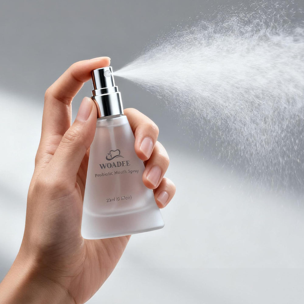 Woadee breath spray packaging highlights compact travel-sized bottle.