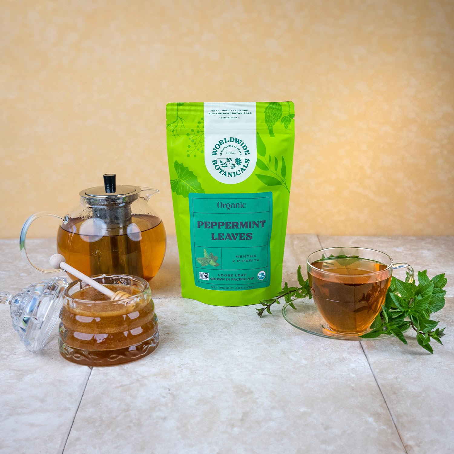 Worldwide Botanicals antioxidant-rich peppermint leaves for a flavorful cup