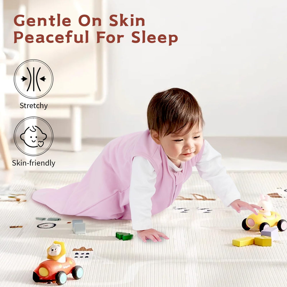 Wrrernsin sleep sack with internal protective layer to reduce friction.