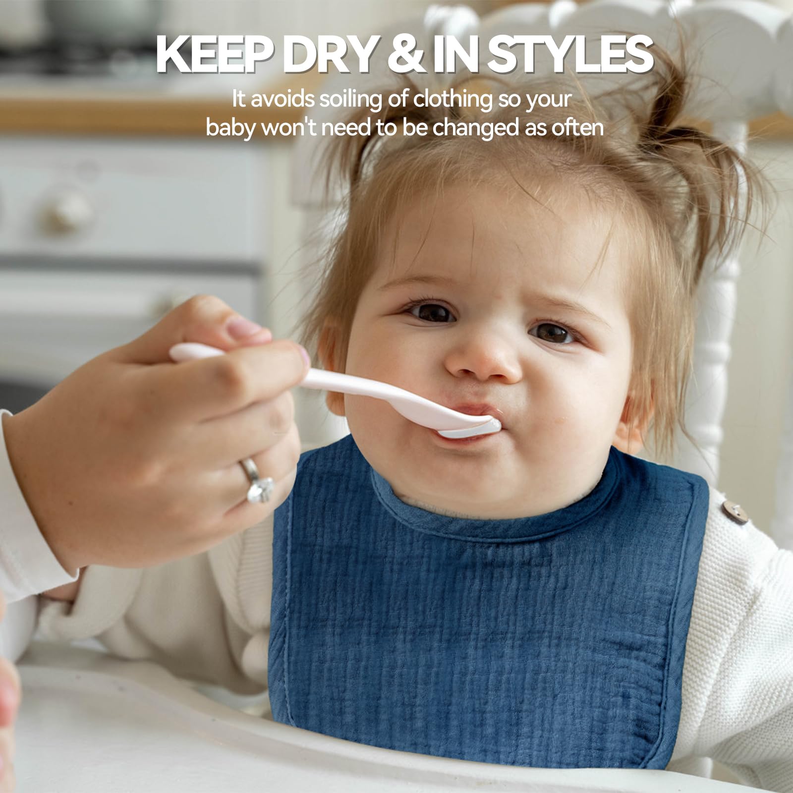 Wrrernsin bib in use during feeding and teething messes.