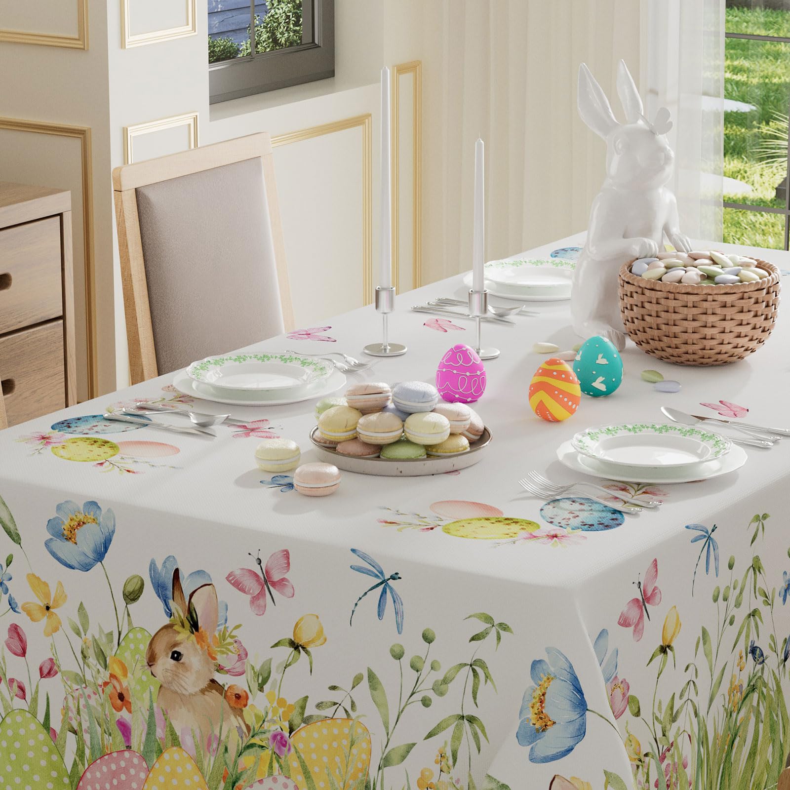 XCHI tablecloth is washable for easy cleanup after meals.