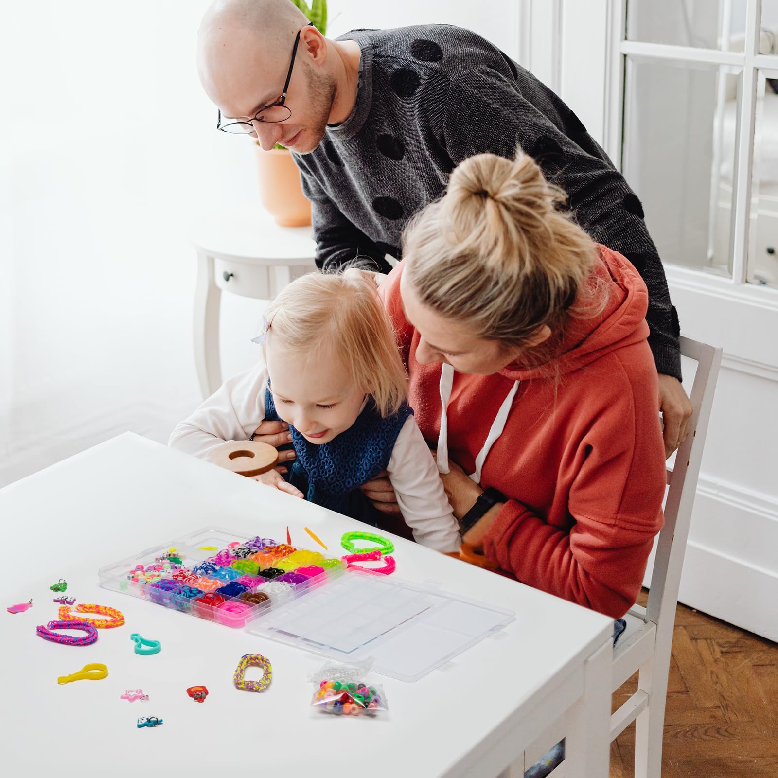 Family craft night using XKDOUS kit for colorful bracelets.