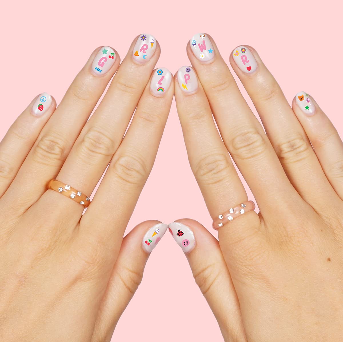 xo, Fetti Kids Nail Stickers: butterflies and fruits for colorful DIY mani at home