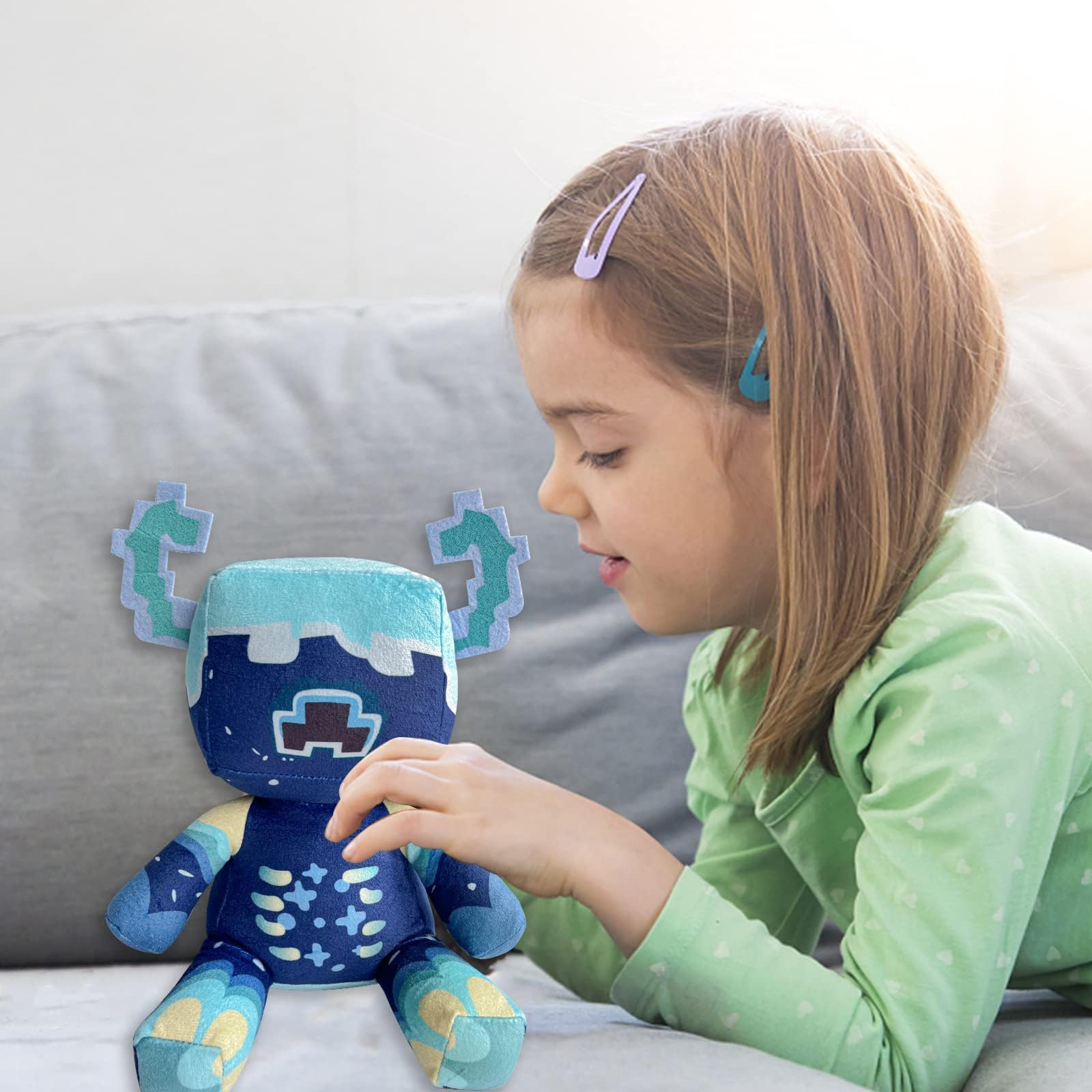 XSLWAN Warden plush toy with gift packaging ready for holidays