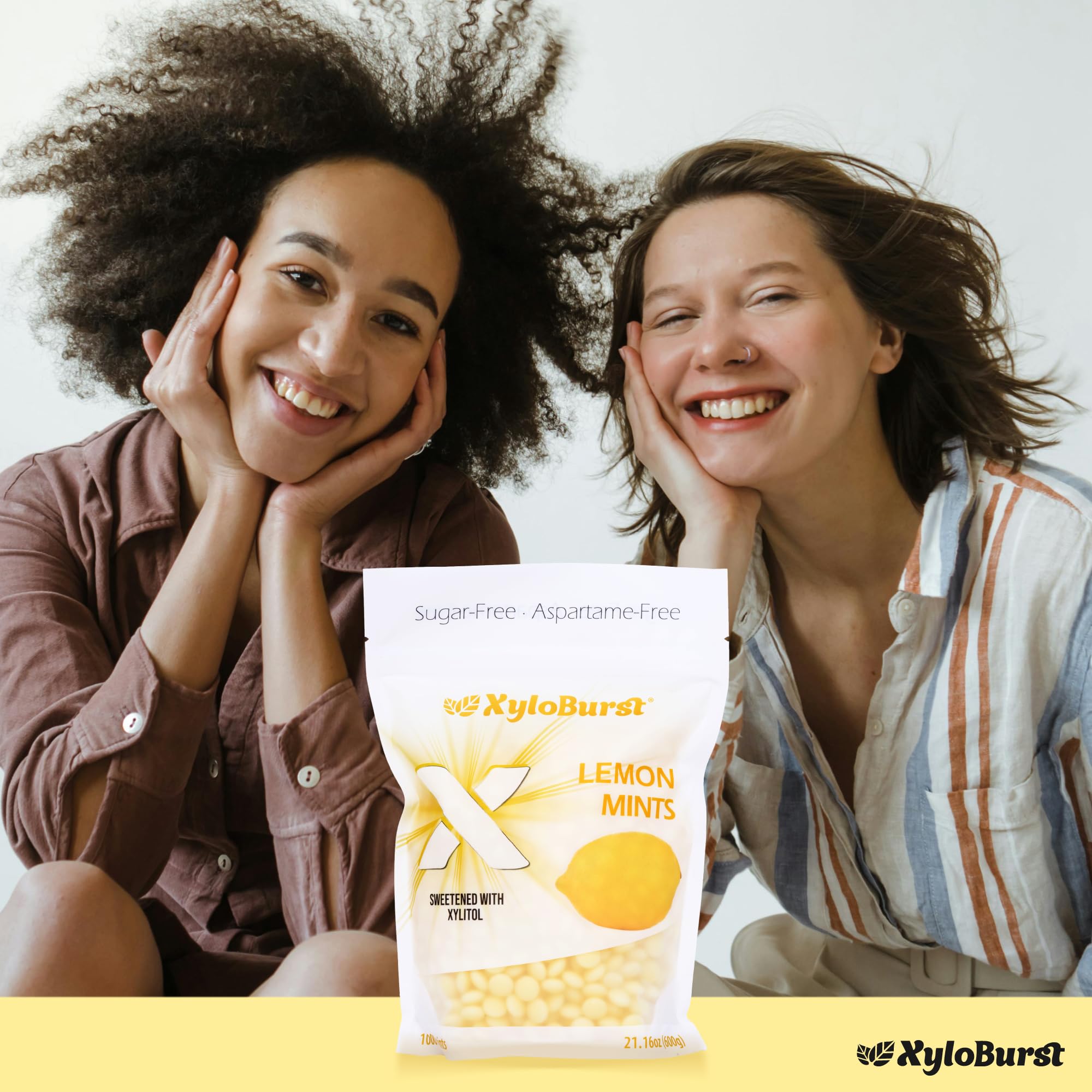 Xyloburst Lemon Mints aftermeal use promotes lasting freshness.
