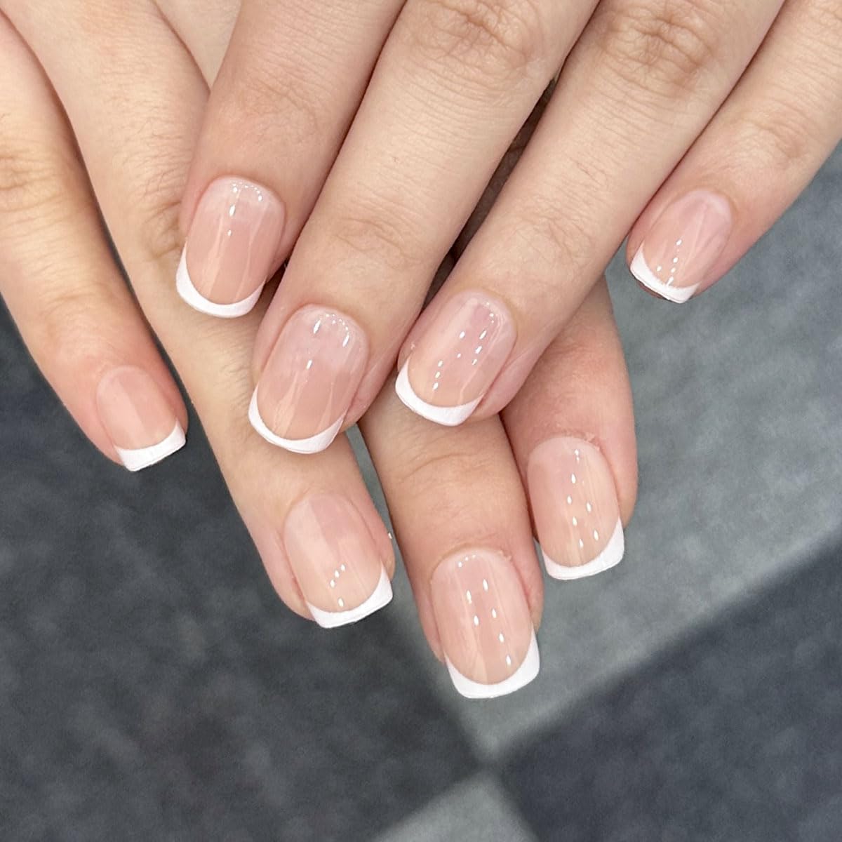 XZMeiLun white French tip press-on nails with salon-like finish for home use
