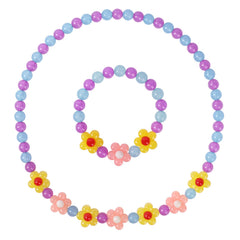 Yarkeuier flower necklace close-up for toddler dress-up and color