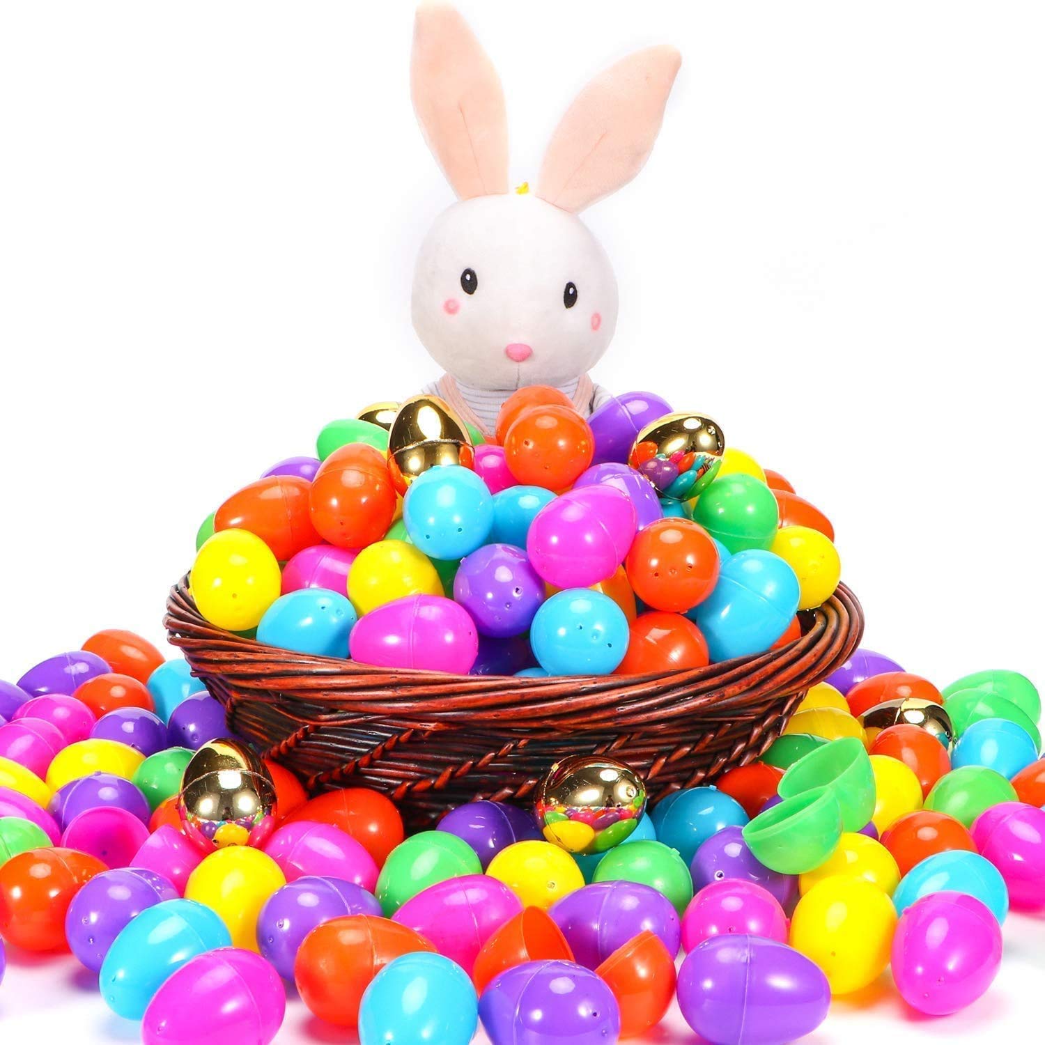 YeahBeer six golden eggs add surprise prizes to hunts.