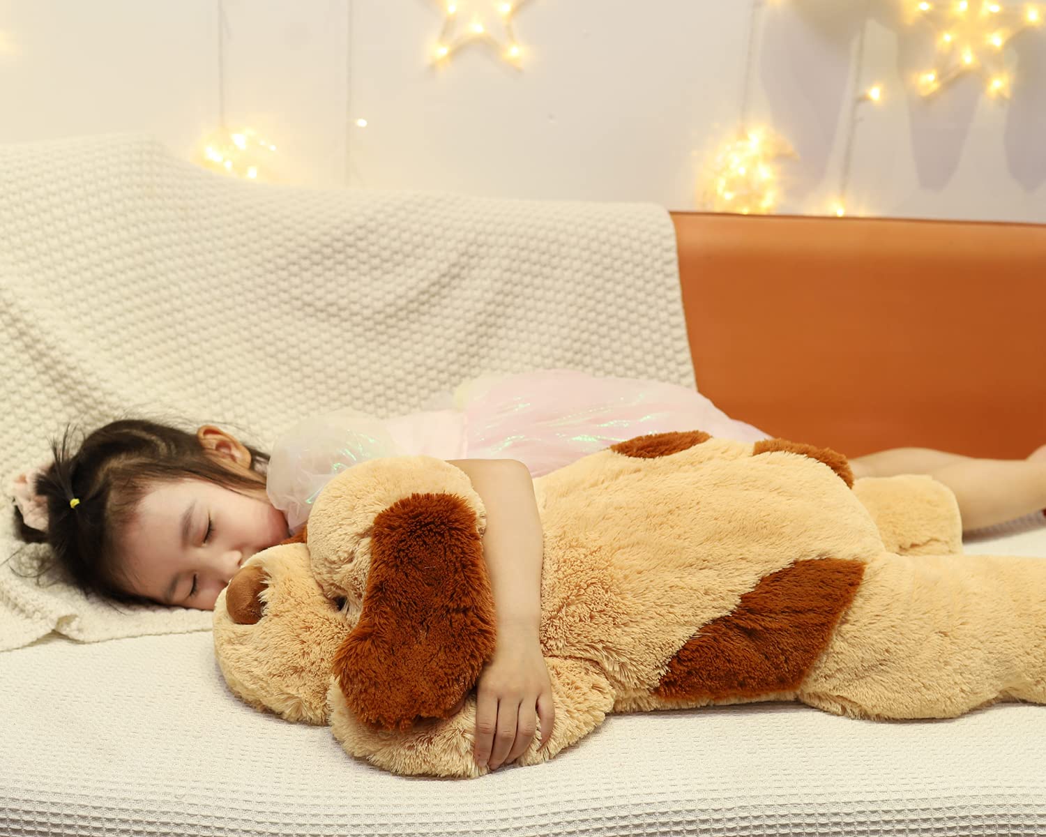 YESGIRL weighted plush in room decor setting demonstrates versatile use.