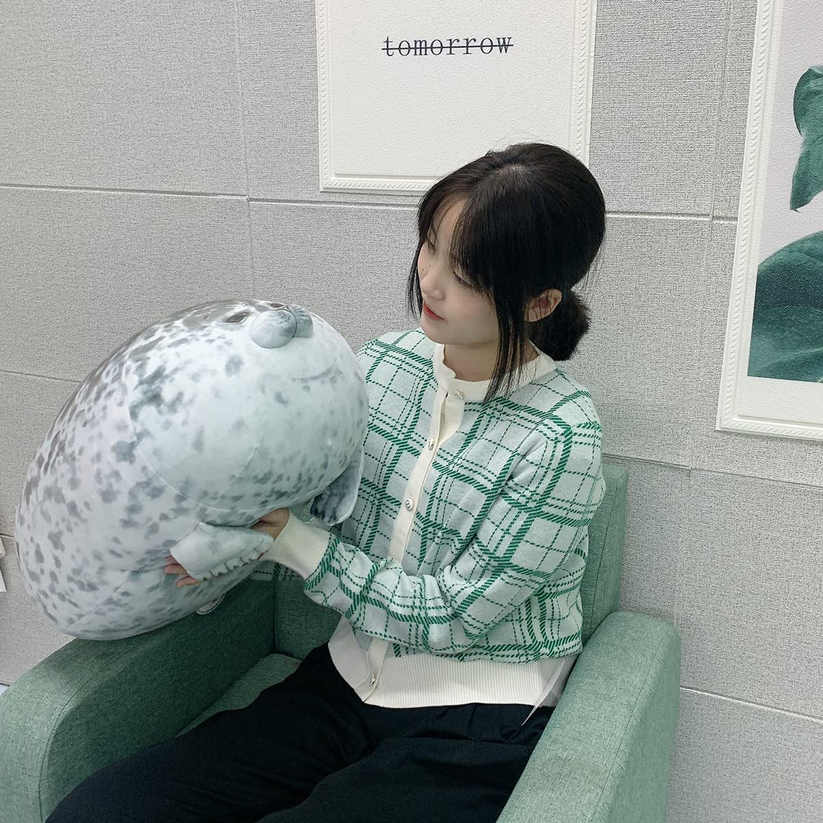 YESGIRL seal plush care tips help maintain fluff after use.